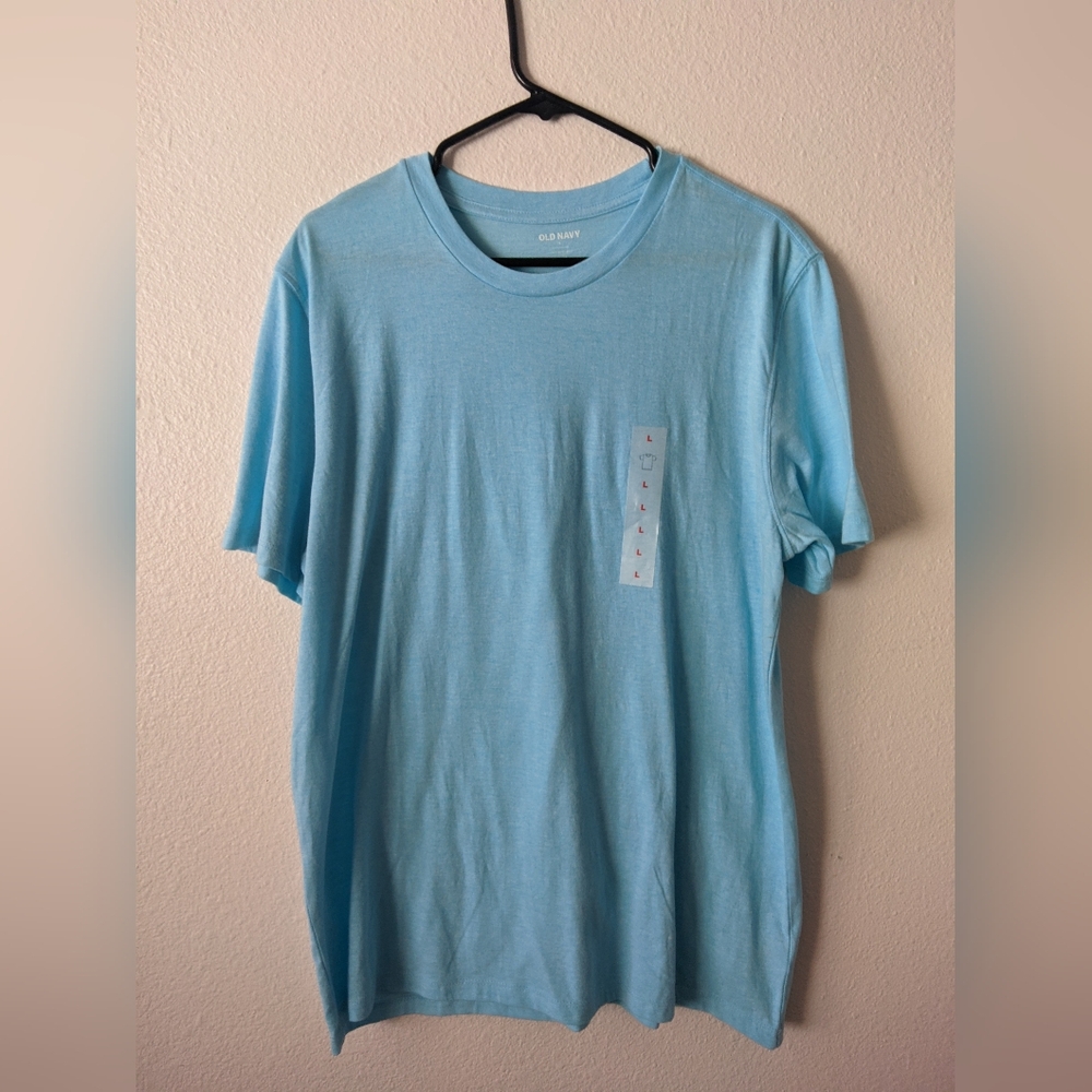 2 New old navy shirts